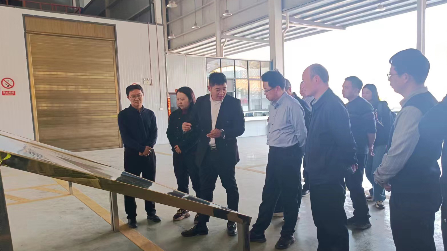 加快打造農業(yè)生鮮產品供應鏈平臺 帶動群眾增收致富